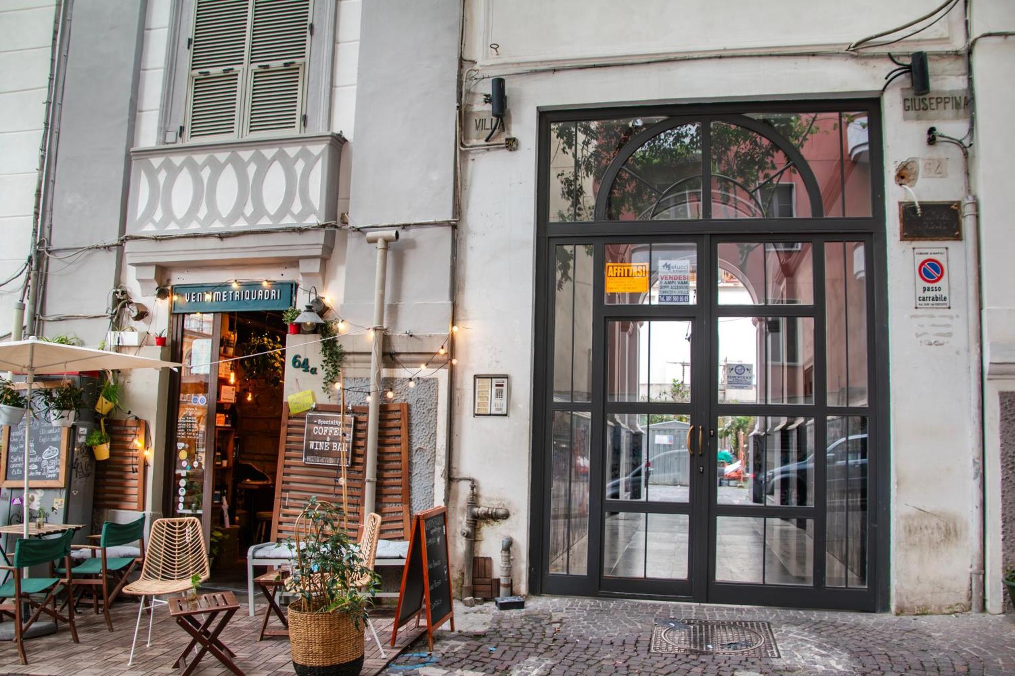 Appartement Dimora Bernini à Naples Extérieur photo