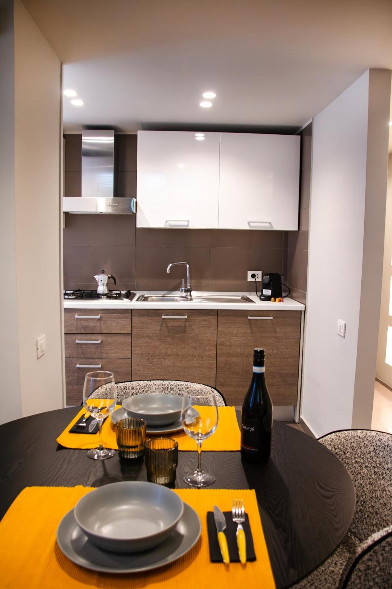 Appartement Dimora Bernini à Naples Extérieur photo